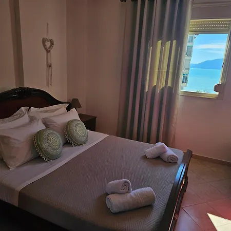 Christina's Appartamento Vlorë