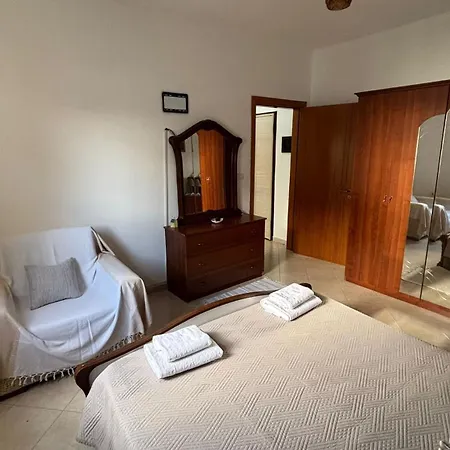 Christina's 아파트 *