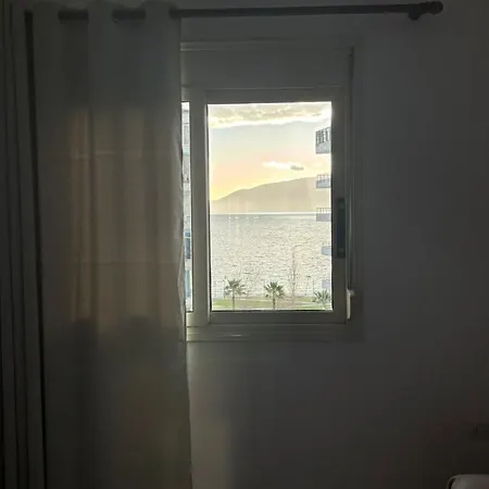 아파트 Christina's *