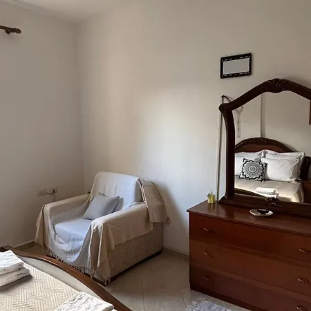 Christina's * Vlorë